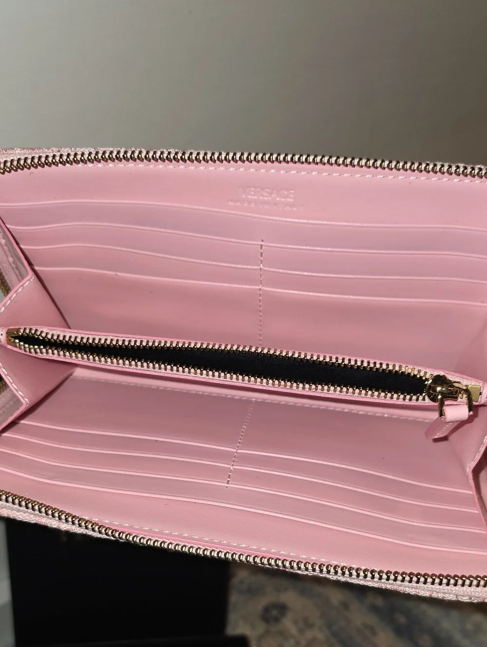 Like NEW Versace Barocco English Rose Jacquard Leather Long Wallet!
